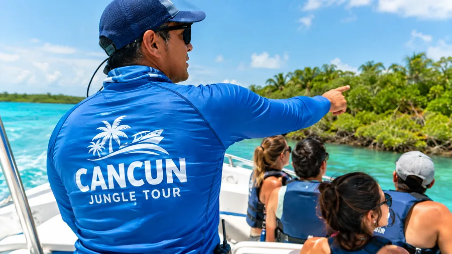 Cancun Speedboat and Snorkel Jungle Tour Guide