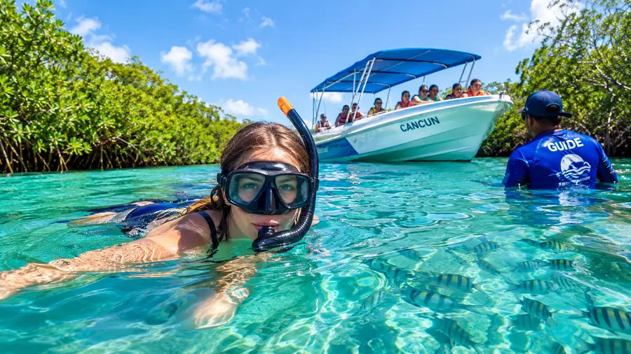 Cancun Speedboat and Snorkel Jungle Tour Guide